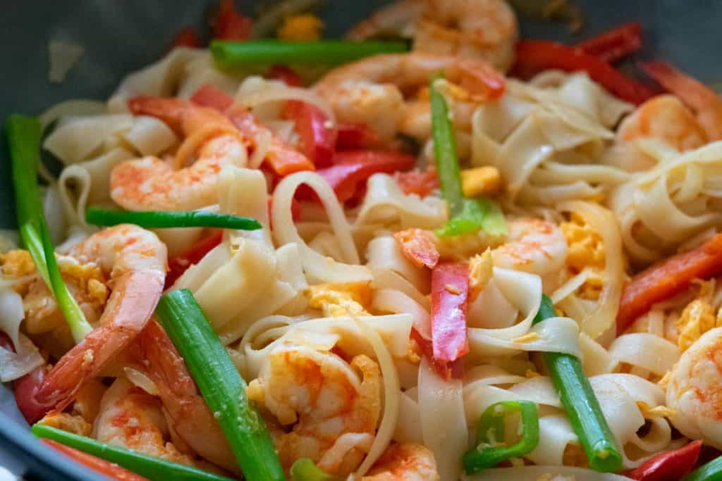 close up of shrimp chow fun